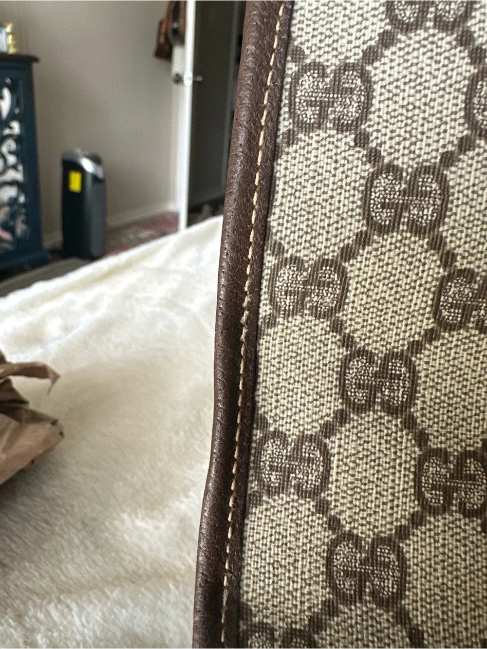 Gucci Monogram Shoulder Bag - Picture 16 of 16